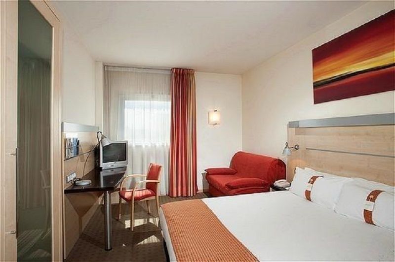 Holiday Inn Express Alcobendas By Ihg Kültér fotó