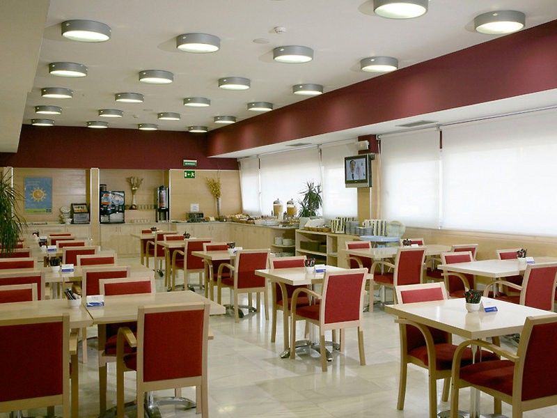 Holiday Inn Express Alcobendas By Ihg Kültér fotó