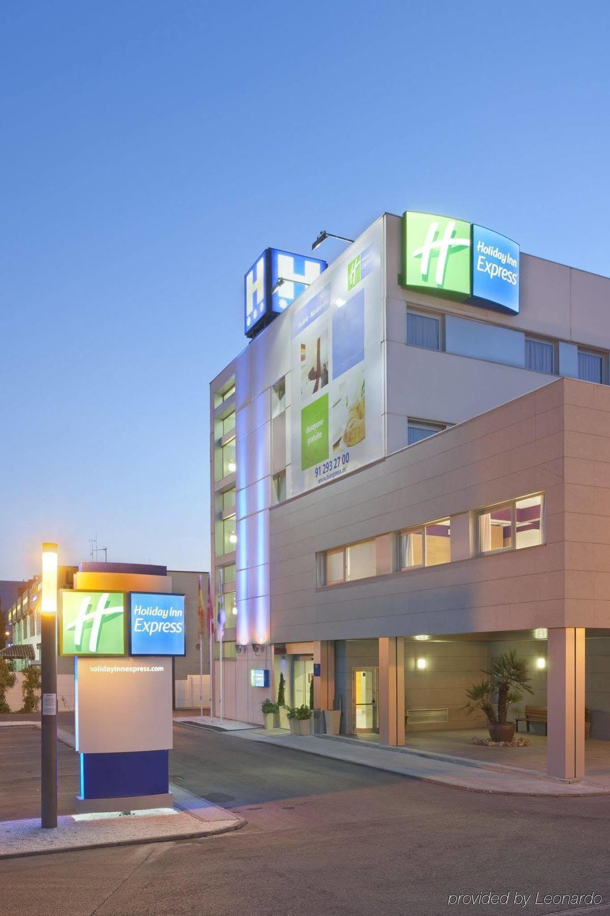 Holiday Inn Express Alcobendas By Ihg Kültér fotó