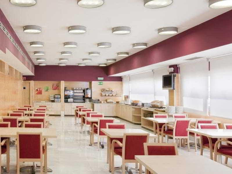 Holiday Inn Express Alcobendas By Ihg Kültér fotó